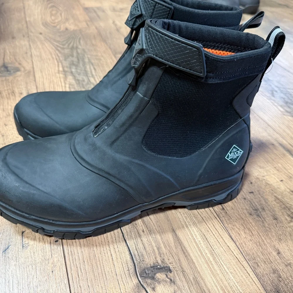 Men’s‎ Black Muck Boots sizes 12,13,14 insulated, waterproof, mid zip,APEX